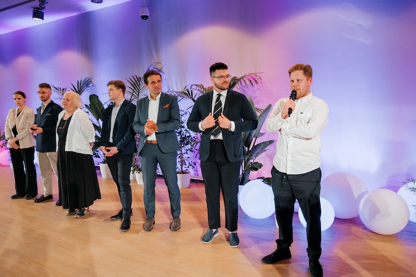 Prezentacja startupów na scenie — Targi Idei ESG 2026